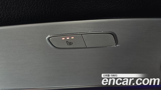 Mercedes-Benz E-Class 2021 — photo 33