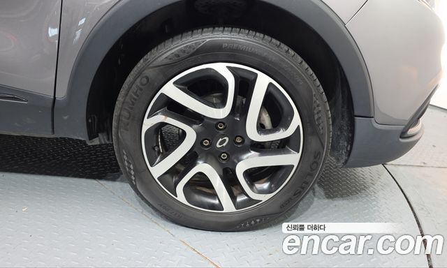 Renault Korea QM3 2016 — photo 7