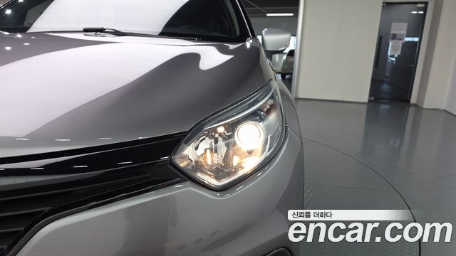 Renault Korea QM3 2016 — photo 8