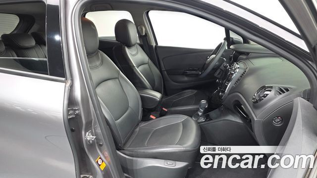 Renault Korea QM3 2016 — photo 16