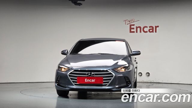 Hyundai AVANTE 2017 — photo 3