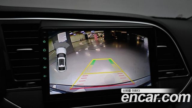 Hyundai AVANTE 2017 — photo 21