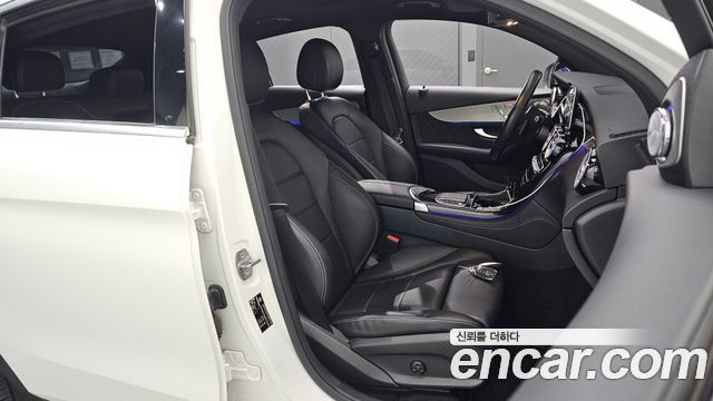Mercedes-Benz GLC-Class 2021 — photo 11