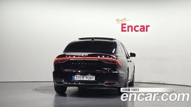 Hyundai Grandeur 2023 — photo 4