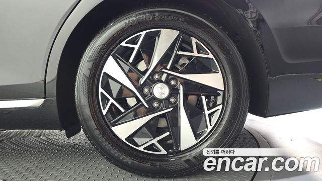 Hyundai Grandeur 2023 — photo 7