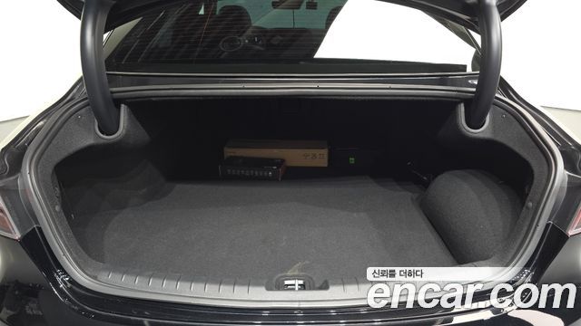 Hyundai Grandeur 2023 — photo 27