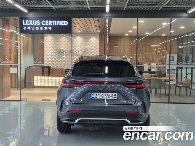 Lexus NX 2025 — photo 4