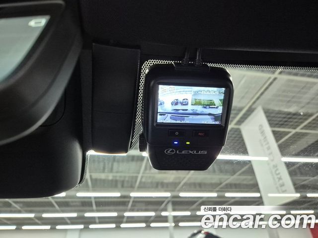 Lexus NX 2025 — photo 12