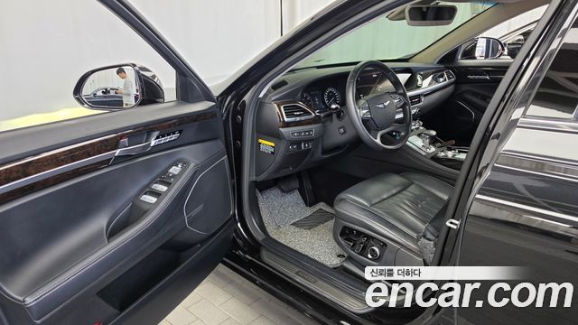 Genesis G90 2019 — photo 10