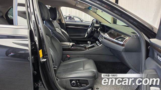 Genesis G90 2019 — photo 11