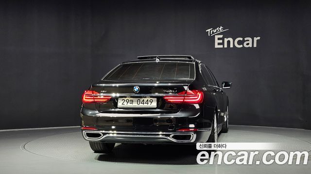 BMW 7-Series 2016 — photo 4