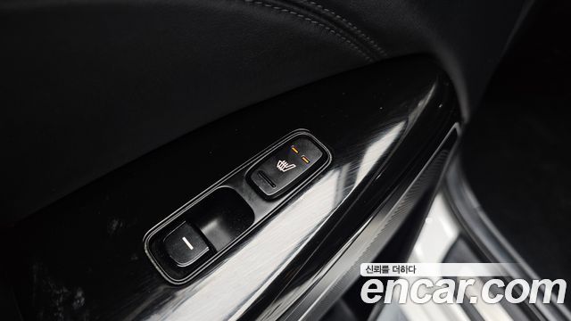 Kia K7 2017 — photo 30