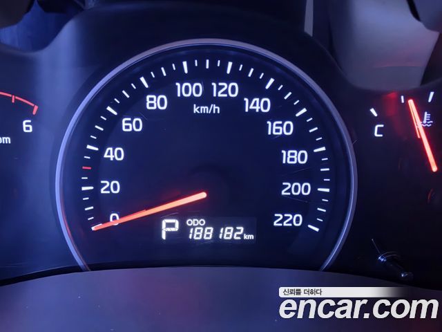Kia Canival 2013 — photo 14