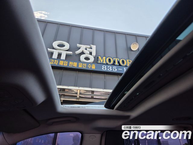 Kia Canival 2013 — photo 17