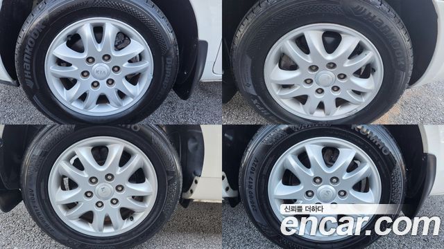 Kia Canival 2013 — photo 18