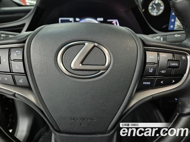 Lexus ES 2023 — photo 6