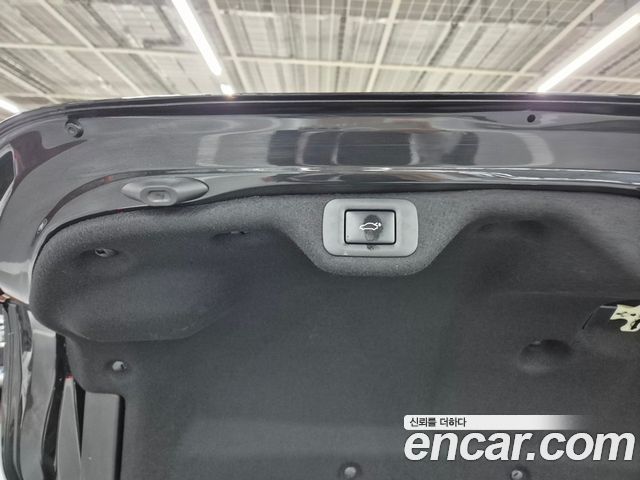 Lexus ES 2023 — photo 17