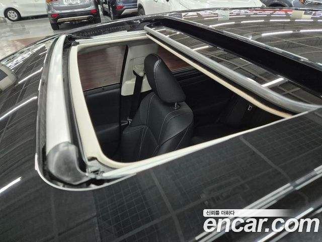 Lexus ES 2023 — photo 20