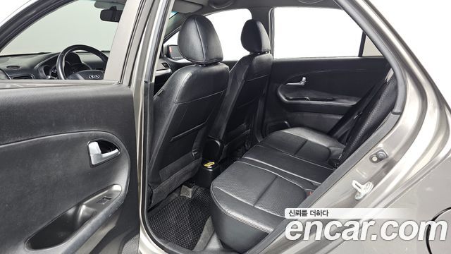 Kia morning 2013 — photo 12