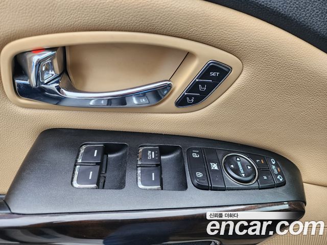 Kia Canival 2020 — photo 15
