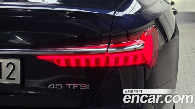 Audi A6 2023 — photo 9