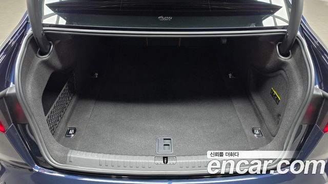 Audi A6 2023 — photo 32