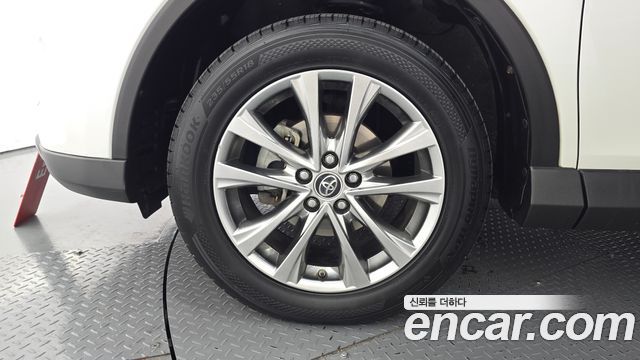Toyota RAV4 2018 — photo 5