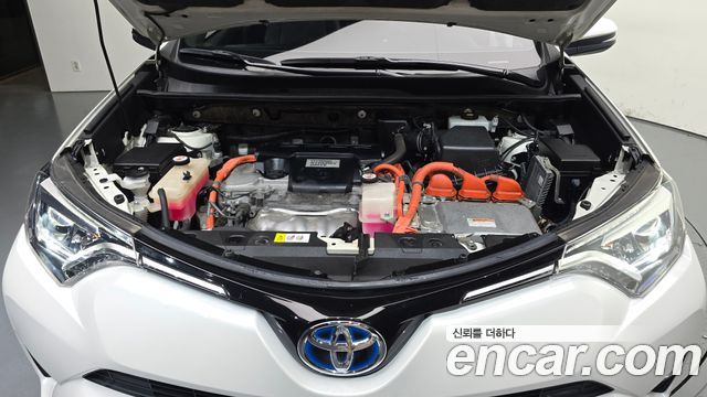 Toyota RAV4 2018 — photo 6