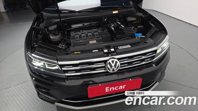 Volkswagen Tiguan 2018 — photo 6