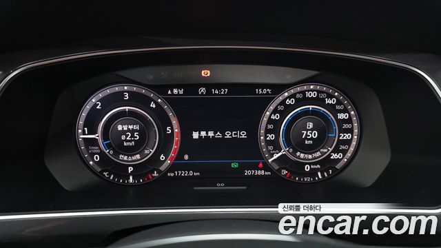 Volkswagen Tiguan 2018 — photo 8