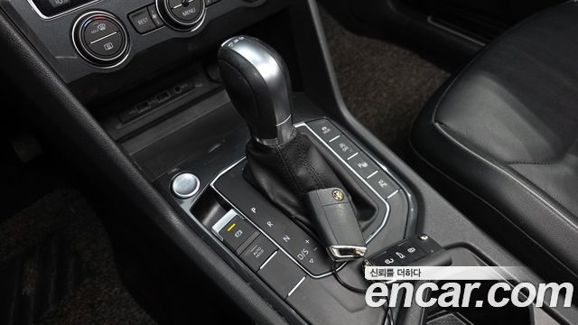 Volkswagen Tiguan 2018 — photo 9
