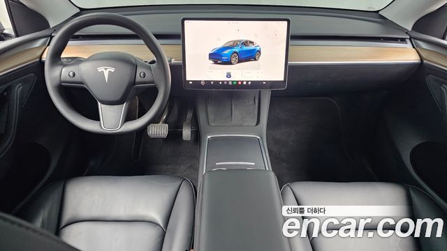 Tesla Model Y 2025 — photo 10