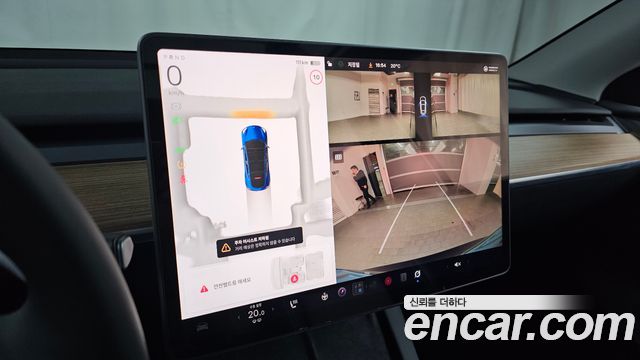 Tesla Model Y 2025 — photo 20