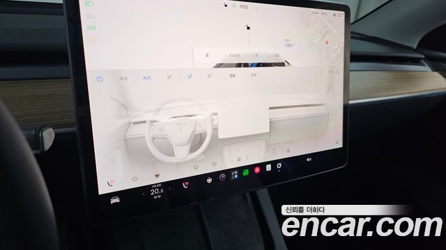 Tesla Model Y 2025 — photo 28