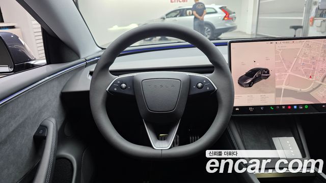 Tesla Model 3 2026 — photo 21