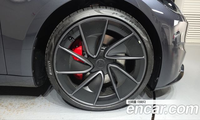 Tesla Model 3 2026 — photo 7