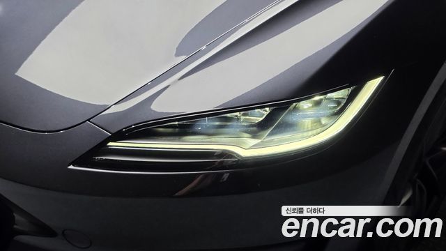 Tesla Model 3 2026 — photo 8