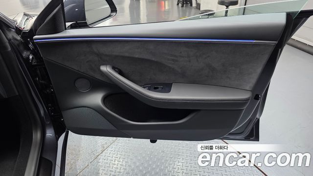 Tesla Model 3 2026 — photo 15