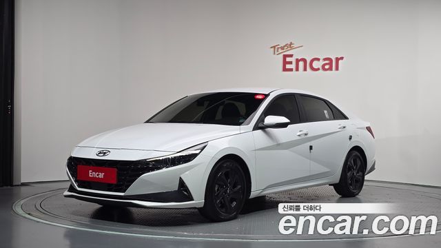 Hyundai AVANTE 2023 — photo 1