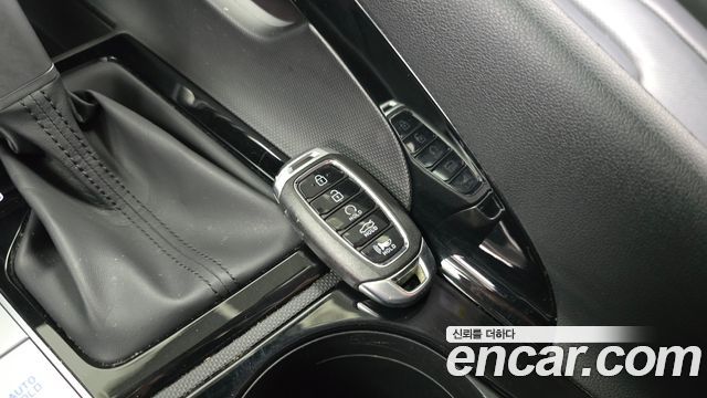 Hyundai AVANTE 2023 — photo 21