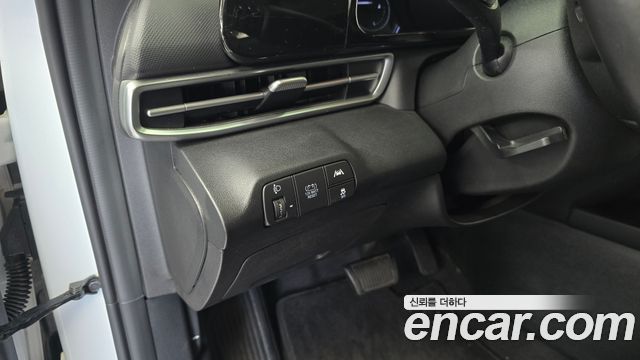 Hyundai AVANTE 2023 — photo 25