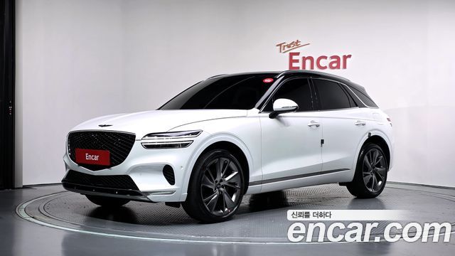 Genesis GV70 2022 — photo 1