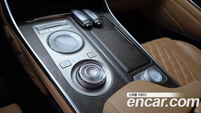 Genesis GV80 2021 — photo 12