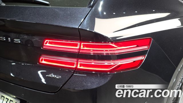 Genesis GV80 2021 — photo 9