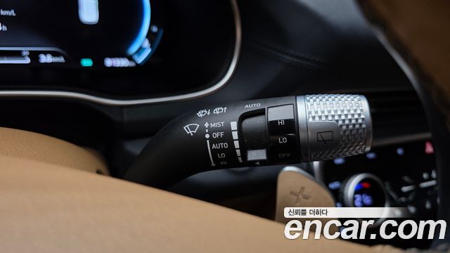 Genesis GV80 2021 — photo 28