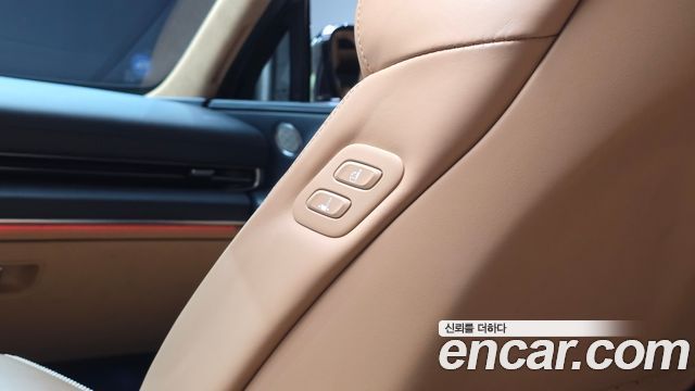 Genesis GV80 2021 — photo 29