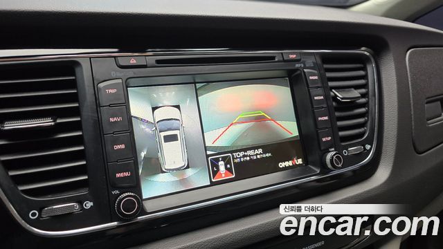 Kia Canival 2017 — photo 21