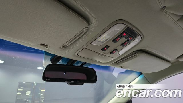 Kia Canival 2017 — photo 29
