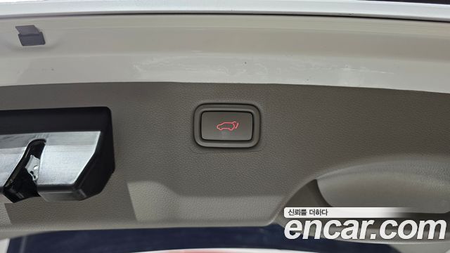 Kia Canival 2017 — photo 32