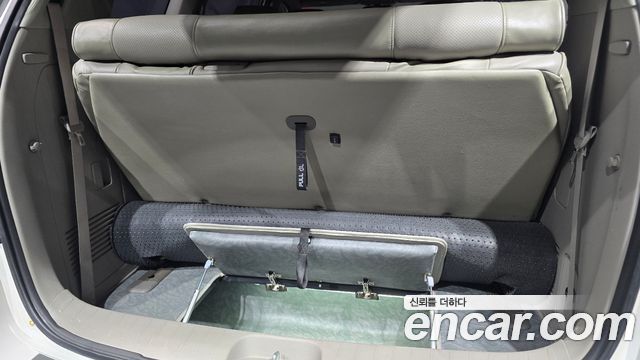 Kia Canival 2017 — photo 34